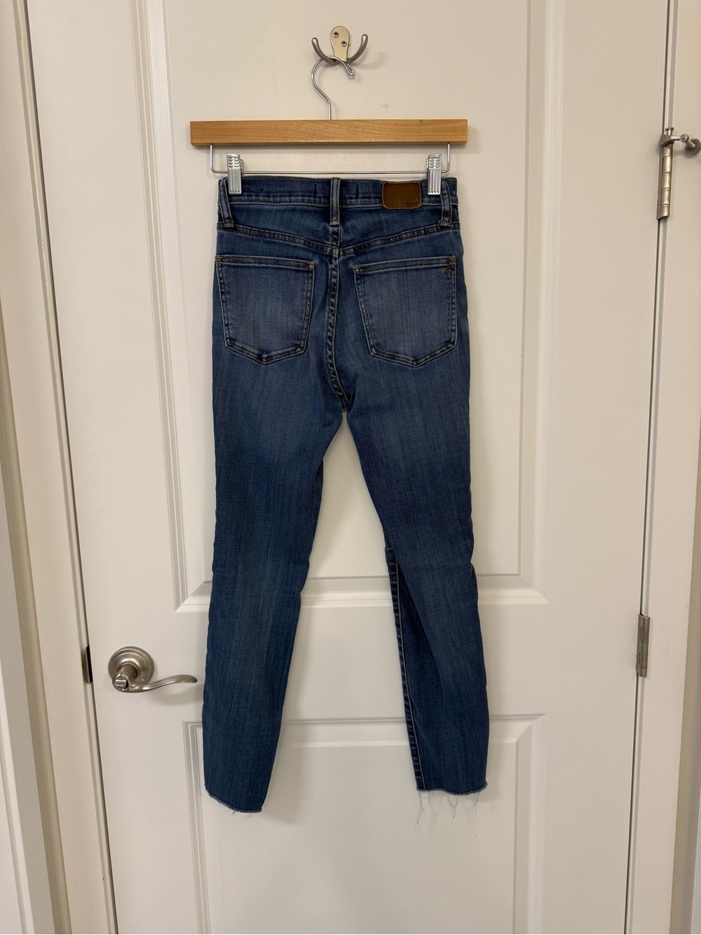 Madewell 9” High-Rise Skinny Crop Jeans Size 24 Button Fly Raw Hem - Picture 7 of 11
